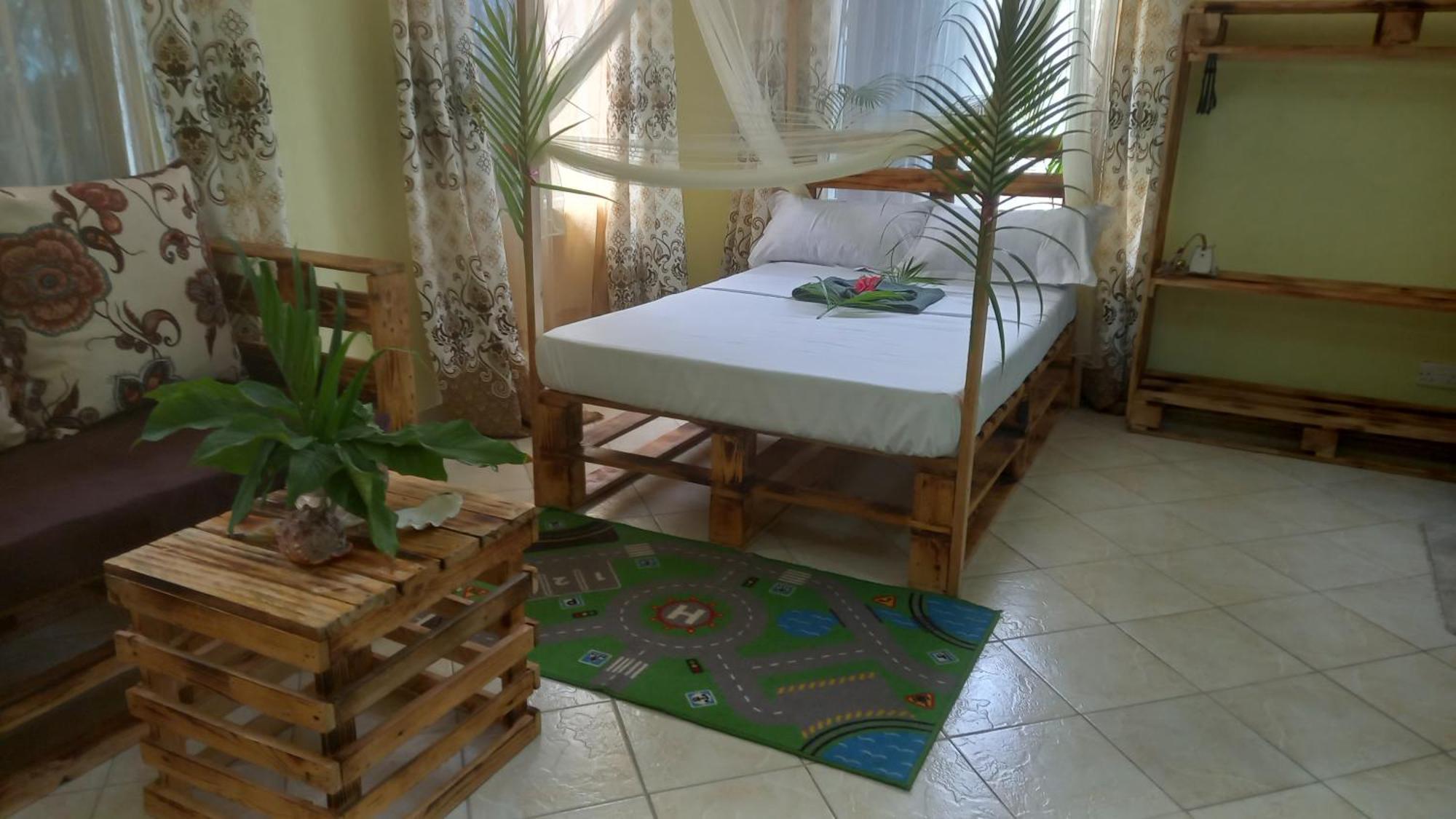 Mount Zion Guest House, Mtwapa Mtomondoni Mombasa Kültér fotó