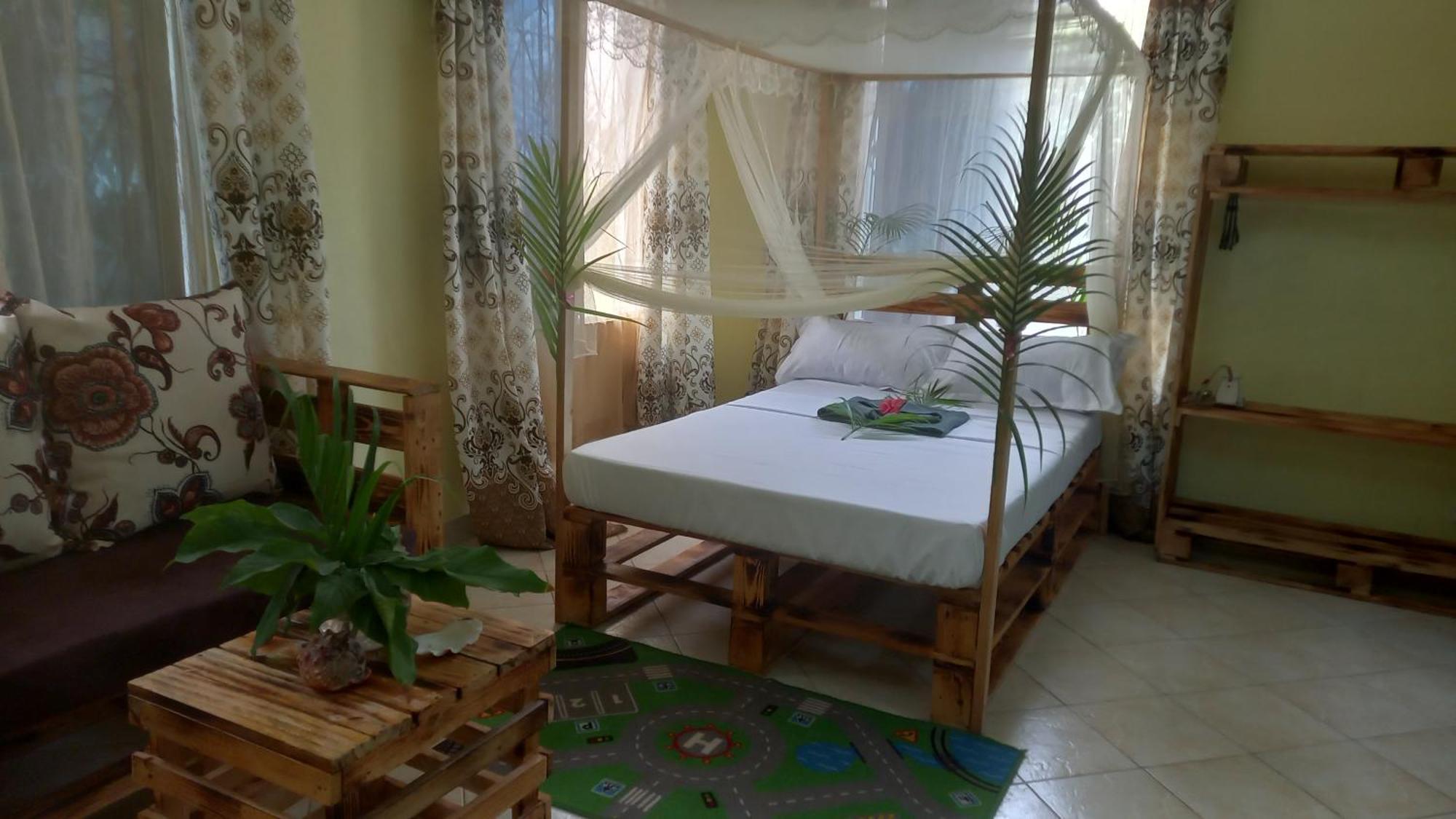 Mount Zion Guest House, Mtwapa Mtomondoni Mombasa Kültér fotó
