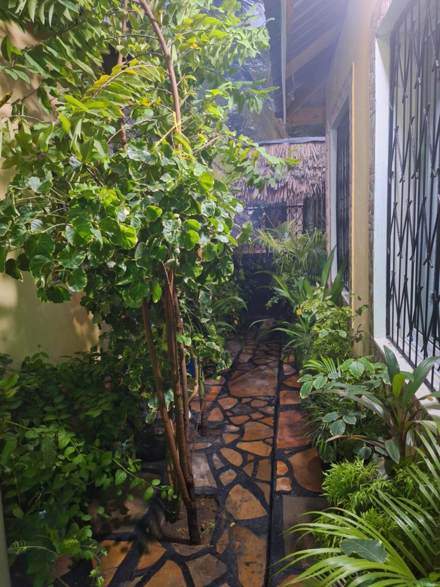 Mount Zion Guest House, Mtwapa Mtomondoni Mombasa Kültér fotó
