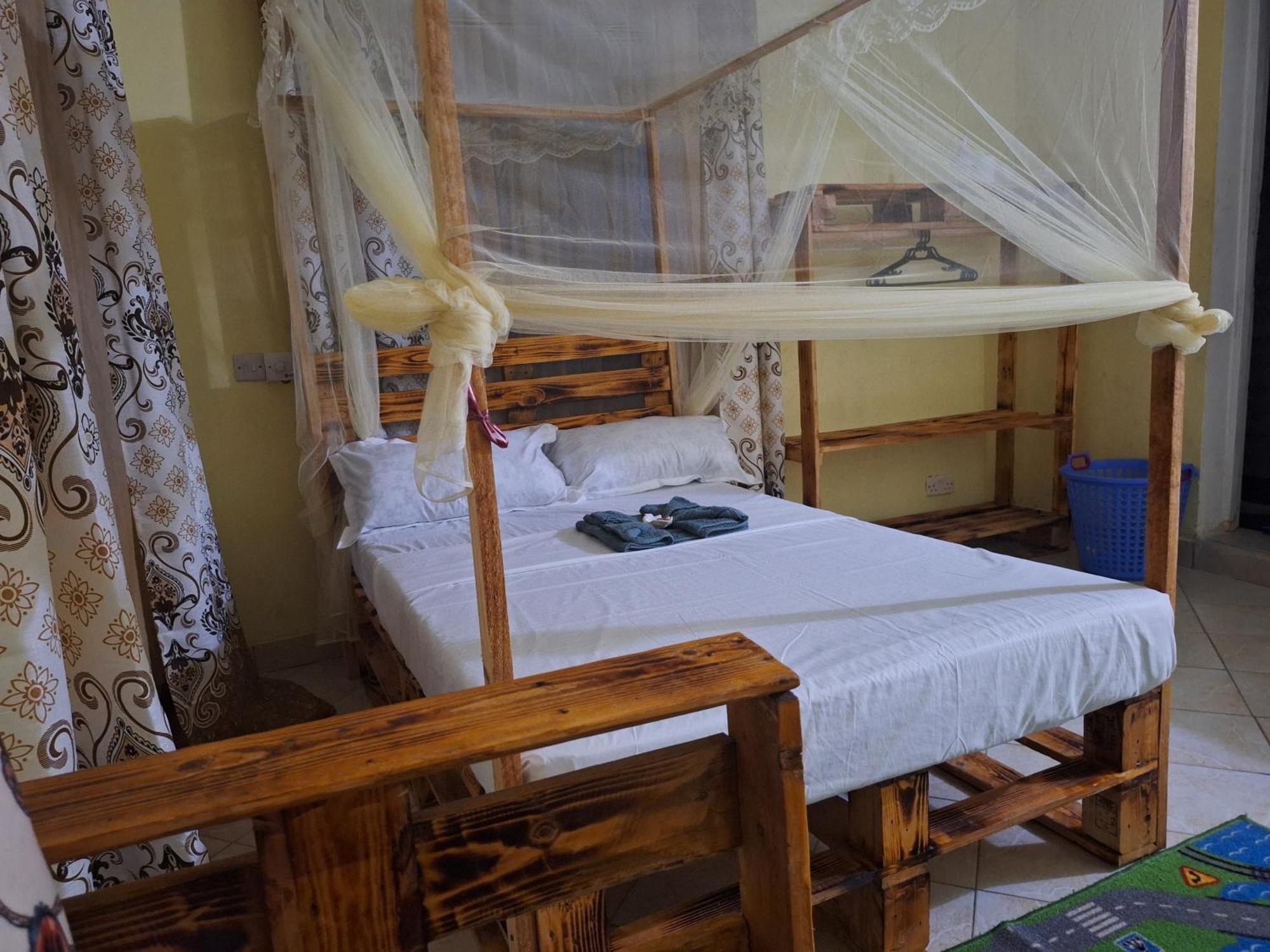 Mount Zion Guest House, Mtwapa Mtomondoni Mombasa Kültér fotó